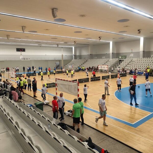 587020990_1280760114095470_936342038832102045_n