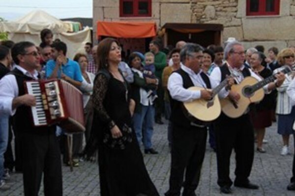grupo_de_cantares_do_alto_da_escrita