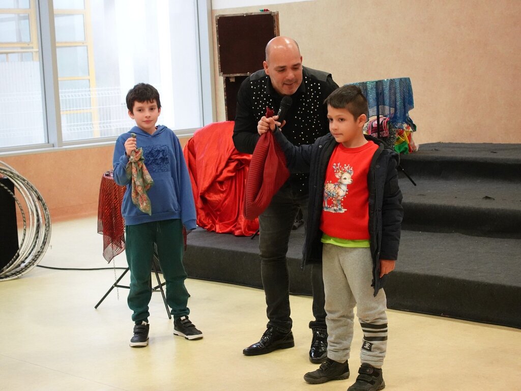 597654823_1296950195809795_3776016701965236450_n