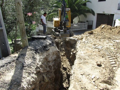 Obras de requalificação do edifício da Junta e substituição do telhado