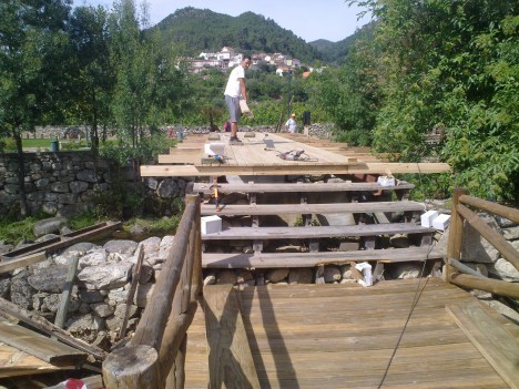 Reparação do pontão de acesso à praia fluvial - OBRAS