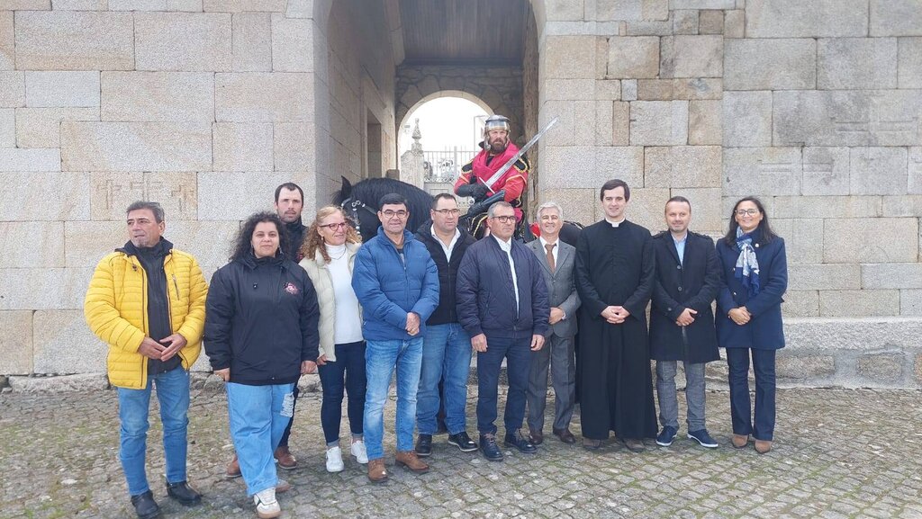 PRESIDENTE DA CÂMARA CELEBRA SÃO MARTINHO COM POPULAÇÃO DE CHAVÃES E ADORIGO